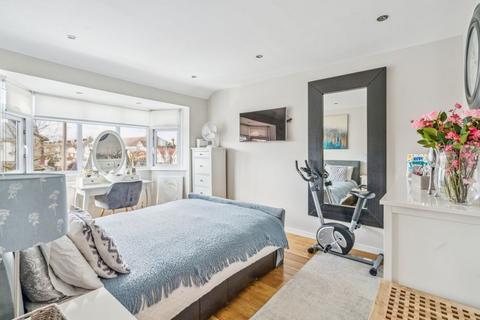 6 Princes Way, Ruislip, HA4 0PX