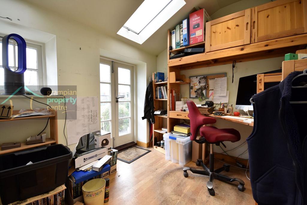 New outbuilding 2.JPG