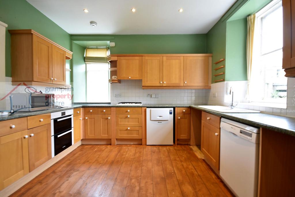 Kitchen .JPG