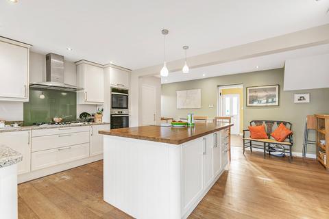 4 bedroom detached house for sale, Sycamore Avenue, Hatfield, AL10