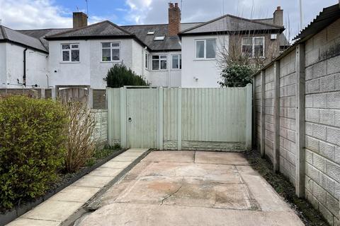 3 bedroom terraced house for sale, Penn Road, Penn