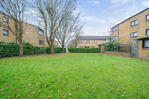 11 Cross Road, Uxbridge, UB8 2UQ