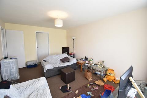 1 bedroom property for sale, Ryedene Close, Basildon
