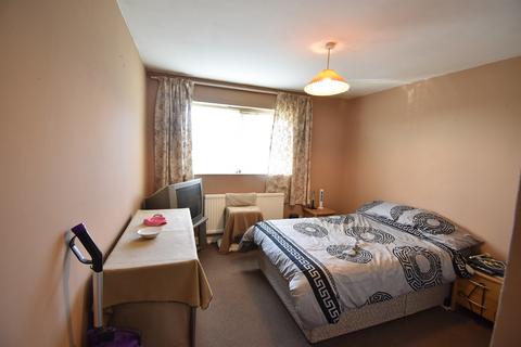 1 bedroom property for sale, Ryedene Close, Basildon