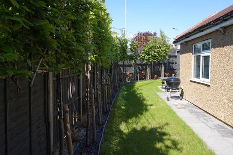 Flat 1, 2b Renters Avenue, London, NW4 3RA
