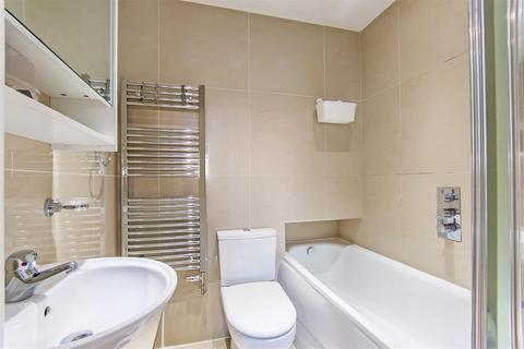 Flat 1, 2b Renters Avenue, London, NW4 3RA