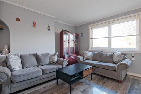 3 bedroom terraced house for sale, Springhill Road, Shotts