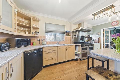 14 Rose Lea Close, Hillam, Leeds, LS25 5HJ