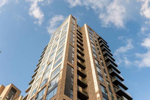 2 bedroom penthouse for sale, Cherry Orchard Road, Croydon, CR0