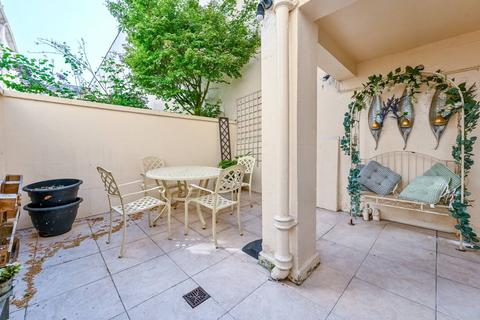 4 bedroom house to rent, Park Village West, Regent's Park, London, NW1