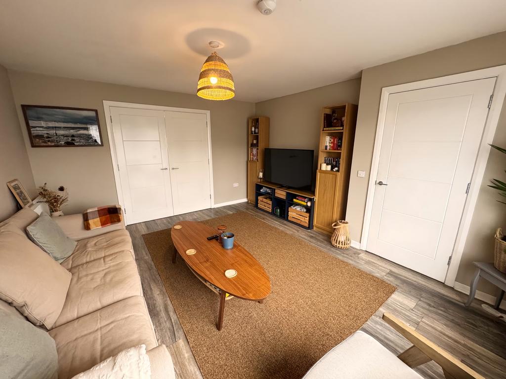 Lounge 2