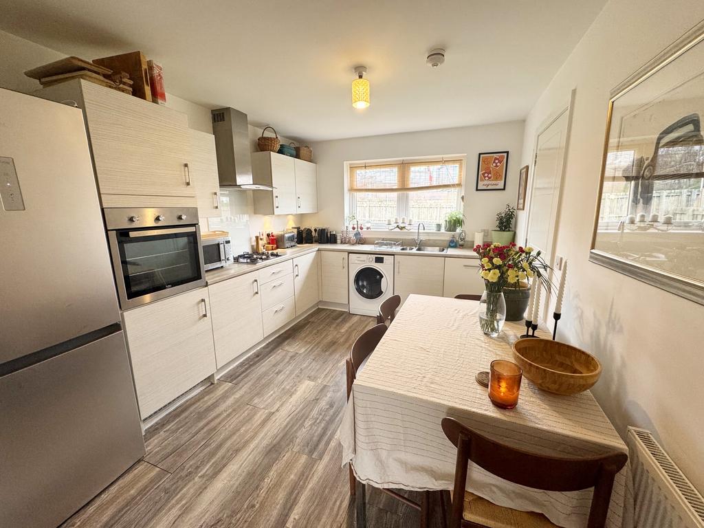 Kitchen 1