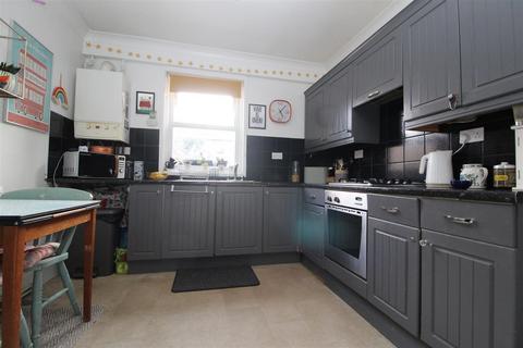 2 bedroom terraced house for sale, Nash Court Gardens, Margate