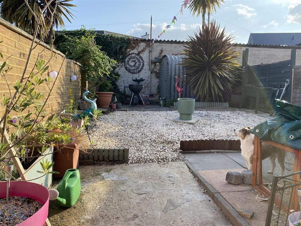 GARDEN.jpeg