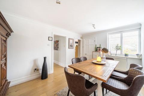 Flat 1, Courthope Pembroke Road, Woking, GU22 7DS
