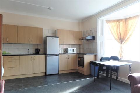4 bedroom flat to rent, St. Georges Road, Brighton