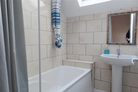 4 bedroom flat to rent, St. Georges Road, Brighton