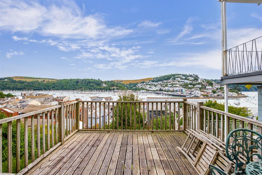 A07 - 37 Above Town Dartmouth - 220712.jpg