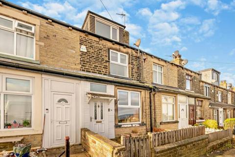 3 bedroom terraced house for sale, Mount Avenue, Eccleshill, Bradford