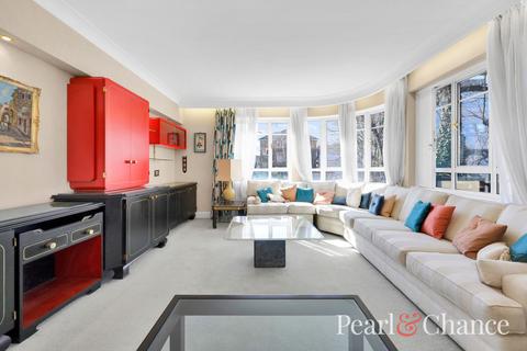 3 bedroom apartment for sale, Riverside Drive, Golders Green Road, NW11