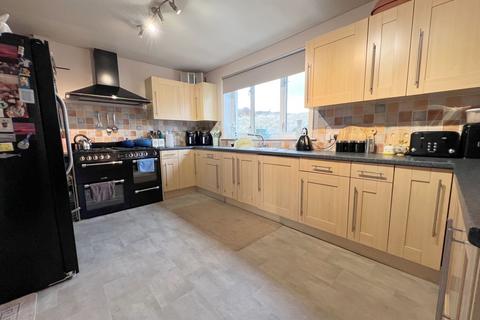 undefined, Kirkibost HS2