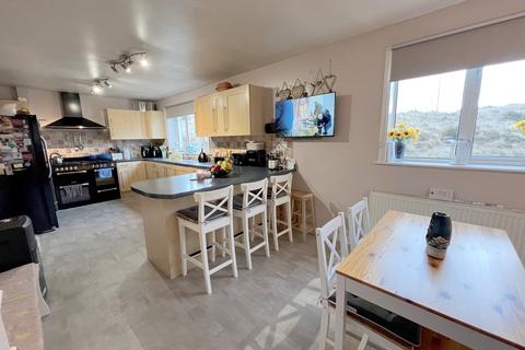 undefined, Kirkibost HS2