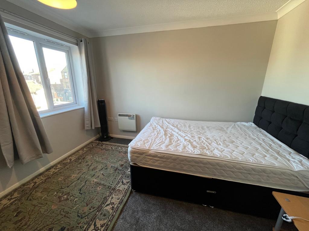 Bedroom (1)