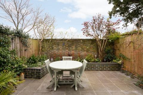 2 bedroom flat for sale, Cotherstone Road, London SW2