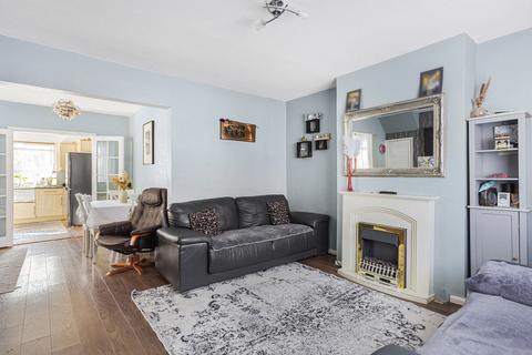 51 Longford Road, Twickenham, TW2 6EB