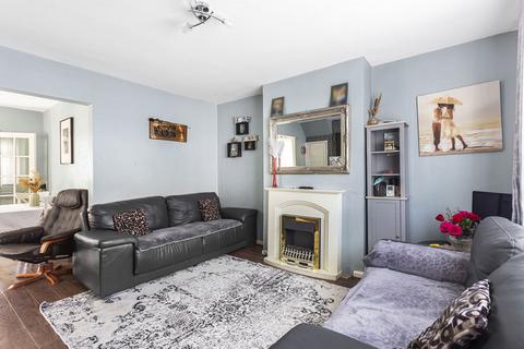 51 Longford Road, Twickenham, TW2 6EB