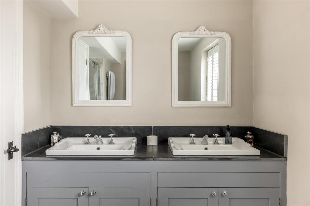 Aspley House-13.jpg