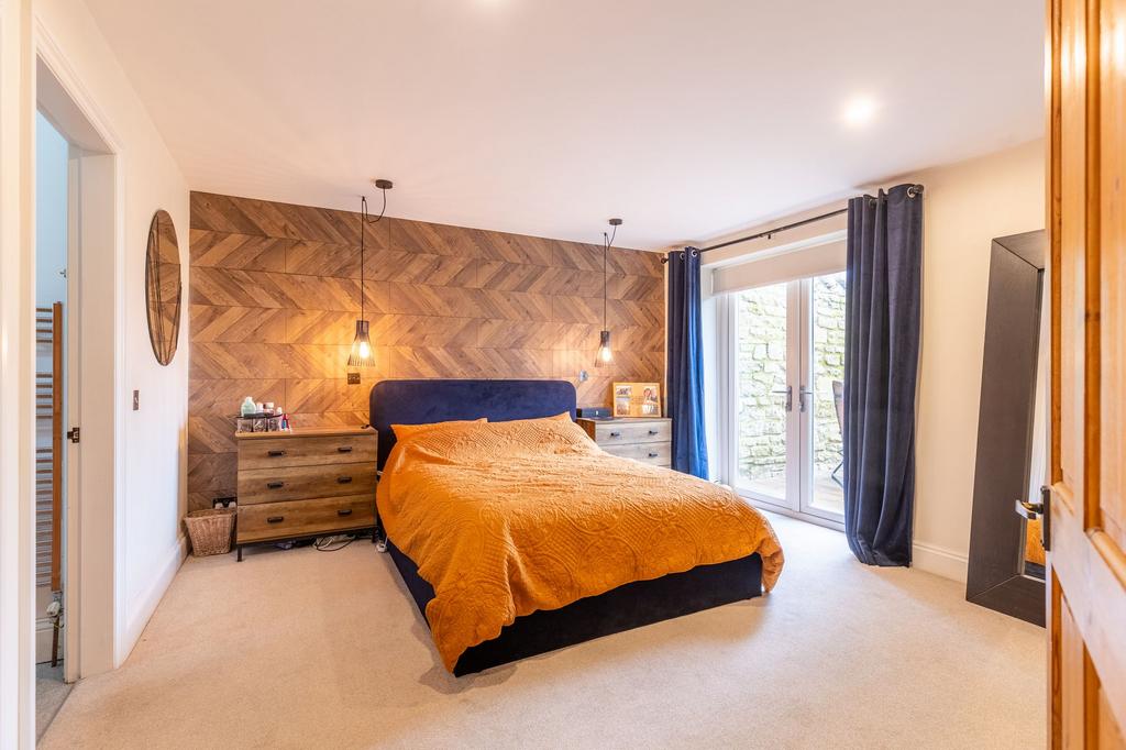 Lower Ground Floor   Master Bedroom