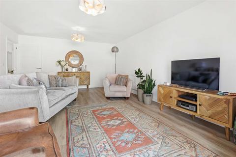 81 Damson Way, Bidford On Avon, Alcester, B50 4NB