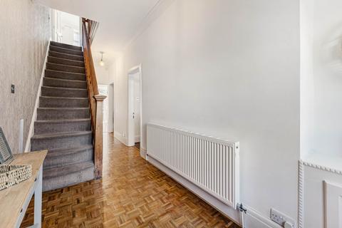 18 Lichfield Drive, Prestwich, Manchester, M25 0HX