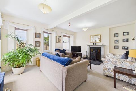 4 bedroom end of terrace house for sale, Roundham Road, Paignton