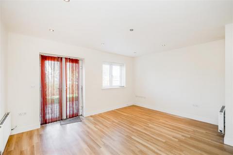 14 King George Way, London, E4 7FN