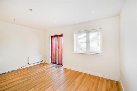 14 King George Way, London, E4 7FN