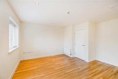 14 King George Way, London, E4 7FN