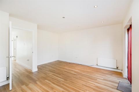14 King George Way, London, E4 7FN