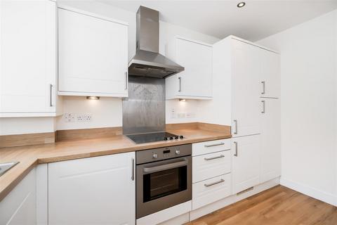 14 King George Way, London, E4 7FN