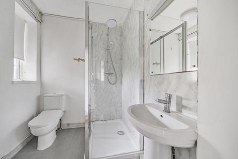 2 bedroom flat for sale, Beaufort Park,  London,  NW11