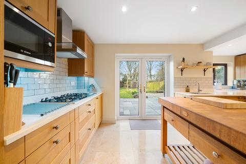 135 Pack Lane, Basingstoke, RG22 5HL