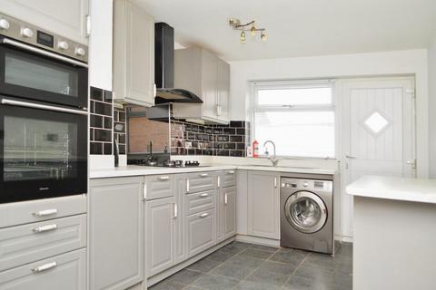 3 bedroom end of terrace house for sale, Heron Street, Oldham