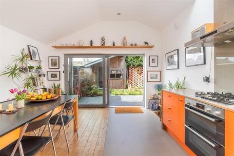 3 bedroom end of terrace house for sale, Crescent Road, Wimborne, Dorset, BH21