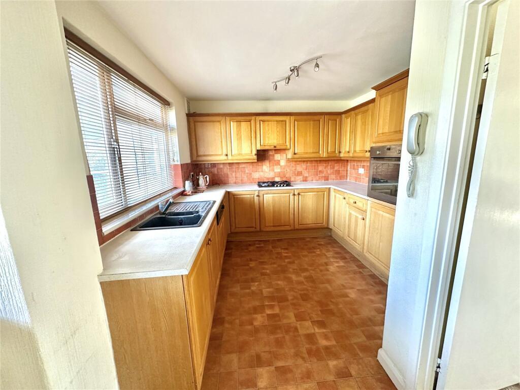 Kentlea Rd, SE28 0 JP