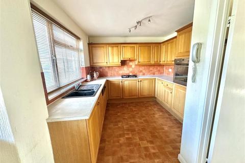 4 bedroom terraced house to rent, London, SE28