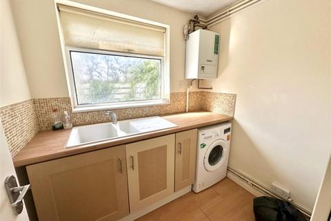 4 bedroom terraced house to rent, London, SE28
