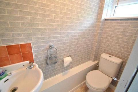 4 bedroom terraced house to rent, London, SE28