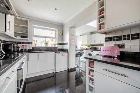 13 Boardman Close, Barnet, EN5 2NA