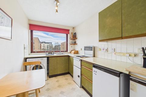 1 bedroom flat for sale, West Winnelstrae, Inverleith, Edinburgh, EH5